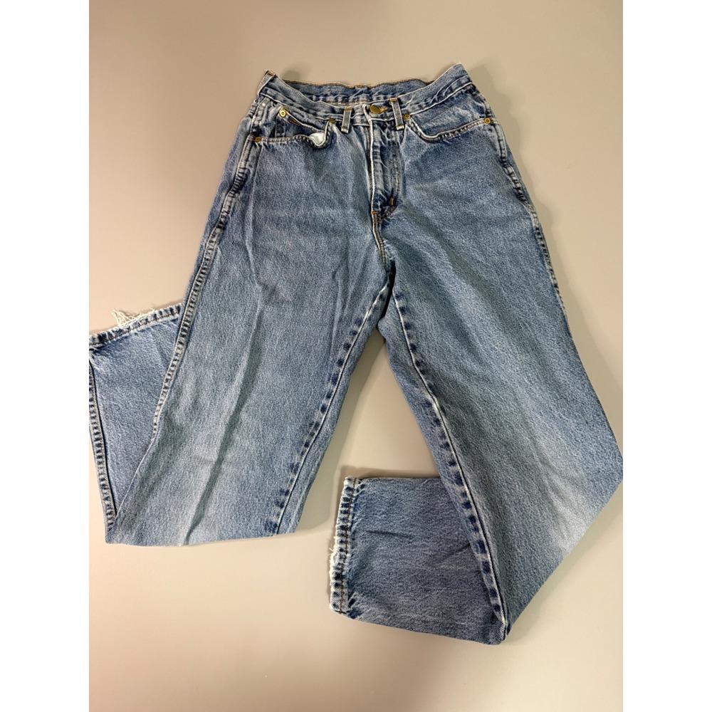 Vintage Chic High Waisted Straight Leg Jeans Light Wash Blue Denim 26 Waist